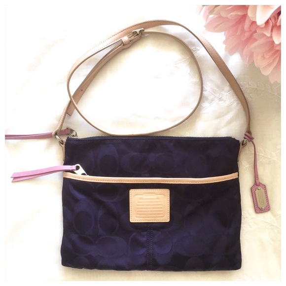 🚨SOLD🚨Authentic Coach Legacy Crossbody Purse - Picture 6 of 6